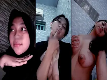 Bokep Jilbab Kebaya Pink Jago Main Lidah poster
