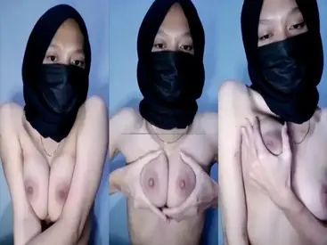 Bokep Jilbab Ukhti Live Telanjang Dada Remas Show poster