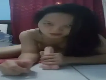 Cewek ABG Main Dildo Puaskan Nafsu Seks poster